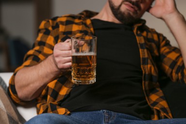 Пивной алкоголизм в Мензелинске